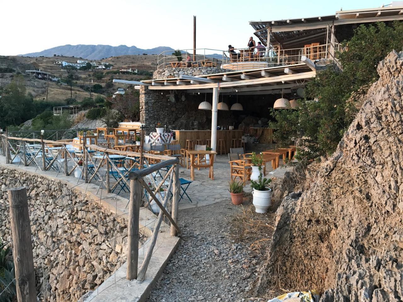 Agios Pavlos Hotel Bagian luar foto