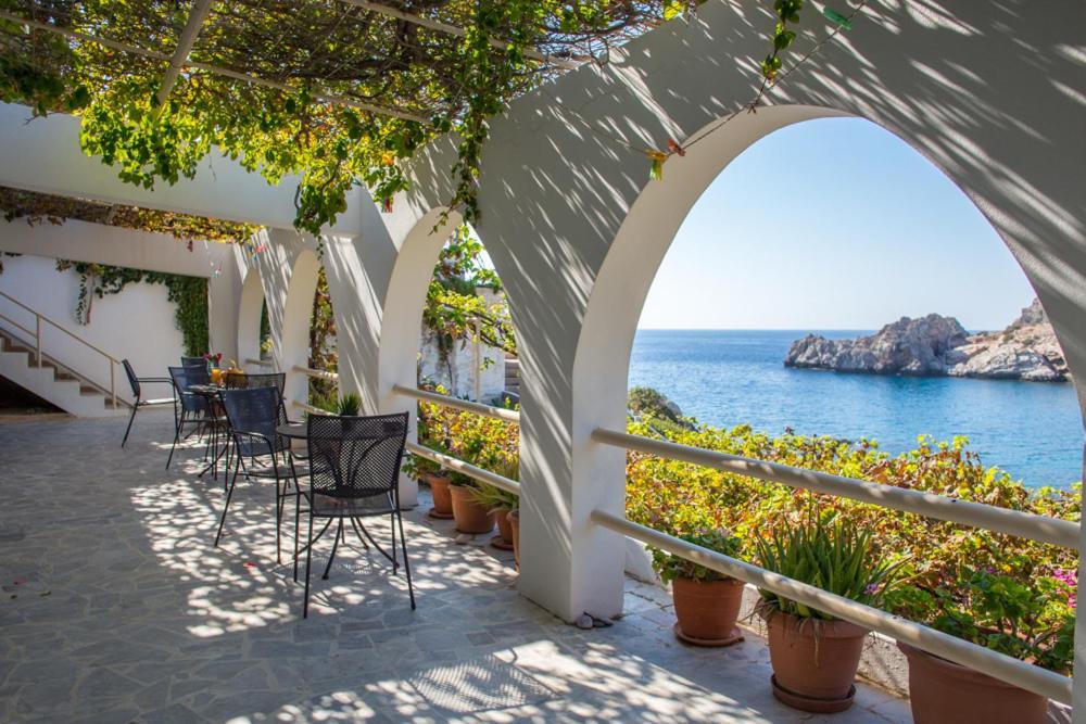 Agios Pavlos Hotel Bagian luar foto