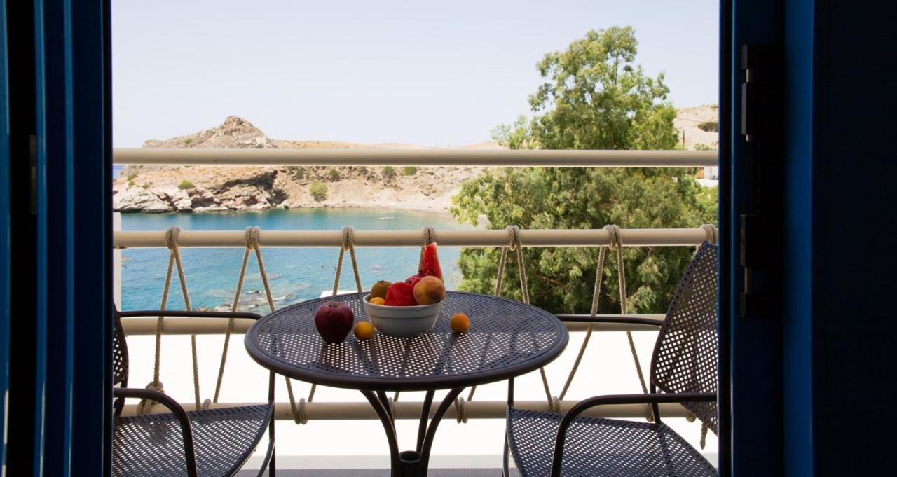 Agios Pavlos Hotel Bagian luar foto